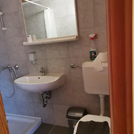 Penzijon Urbanc Bed & Breakfast