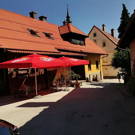 Penzijon Urbanc Lovrenc na Pohorju